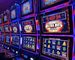 Proses sesi Bingo berlangsung di dominoqq pkv dengan panel undian angka real-time dan kartu multi-pemain